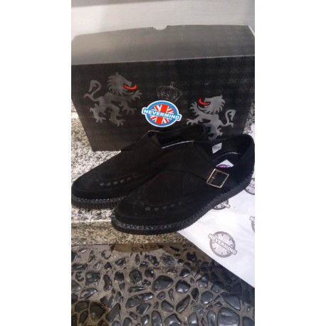 Creepers in camoscio con punta e fibbia