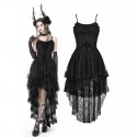 Abito in pizzo con balze e coda